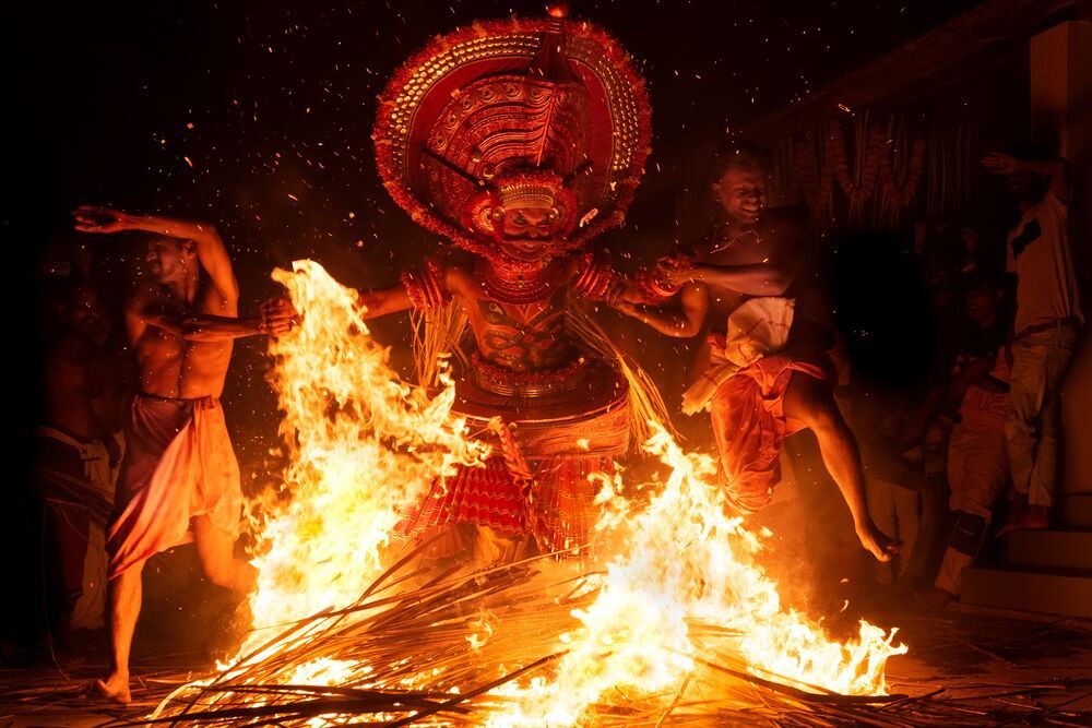 Theyyam - Man Transform To God (6)
