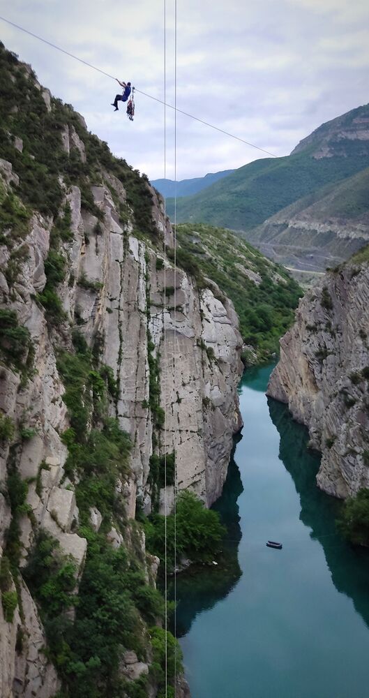 Photo #10396019 (2)