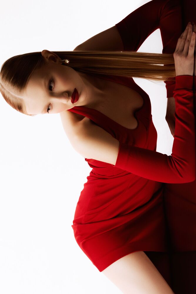 Red (2)