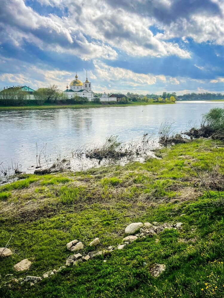Мосты и храмы города Остров (6)