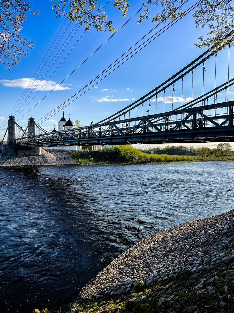 Мосты и храмы города Остров (7)