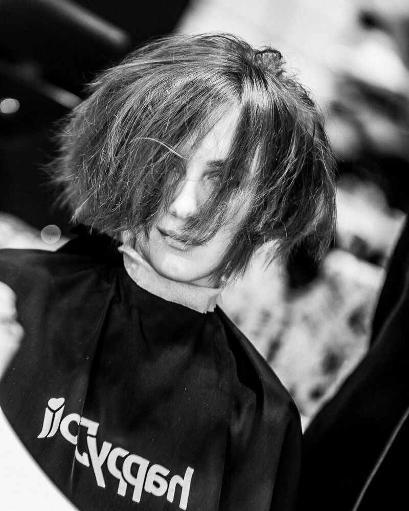 Incident at the hairdresser (9)