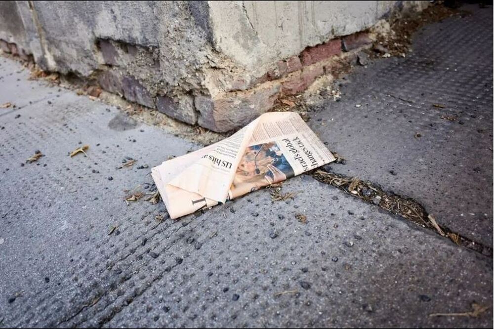 The leftovers: abandoned objects in the streets of Vienna (6)