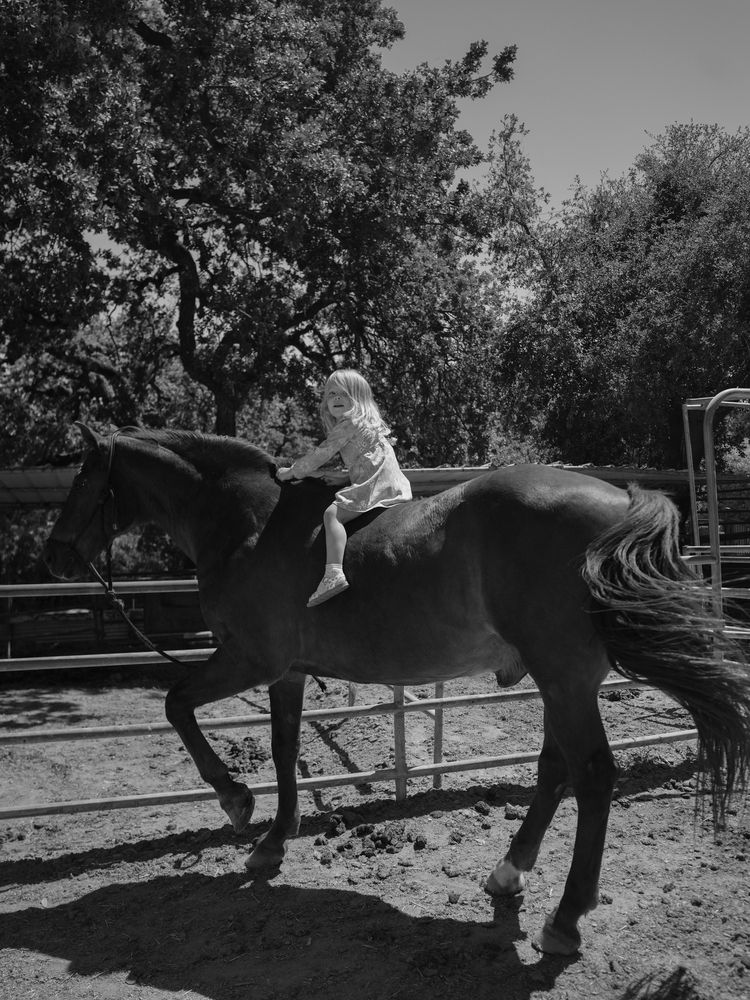 Carefree childhood (6)