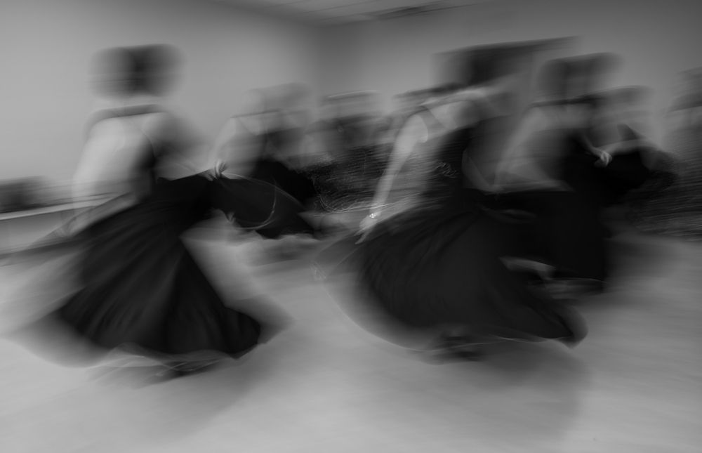 В танце закружит (5)