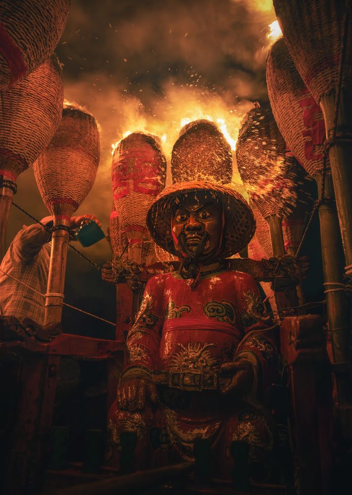 Fire Spring Festival: The flame of folklore (4)