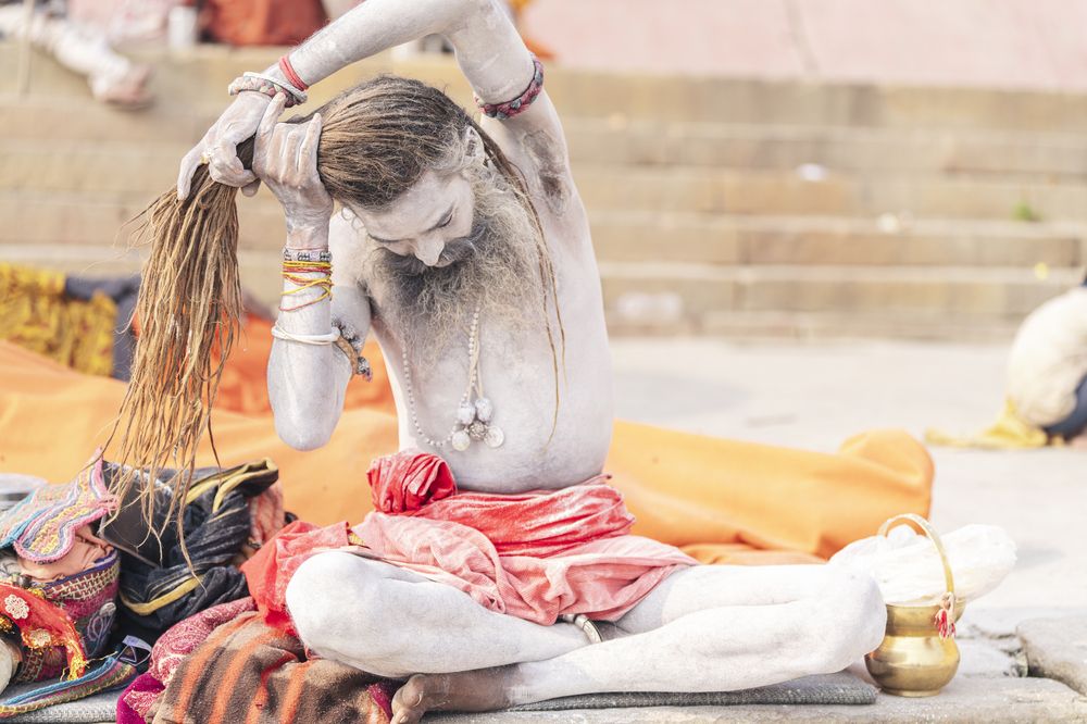 Naga Sadhu covered in ashes (4)