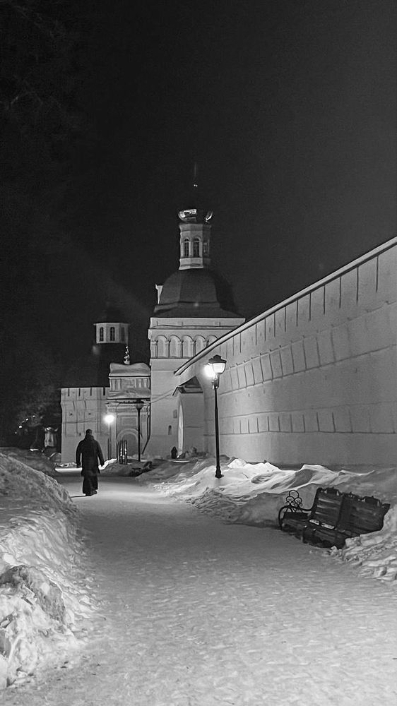 Жизнь (2)