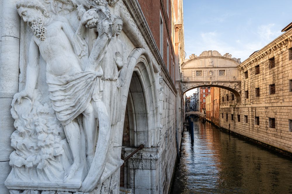 Virtuous Venice (9)