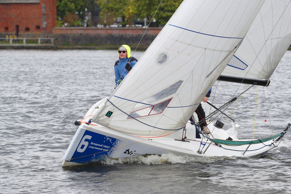 YACHTING (6)
