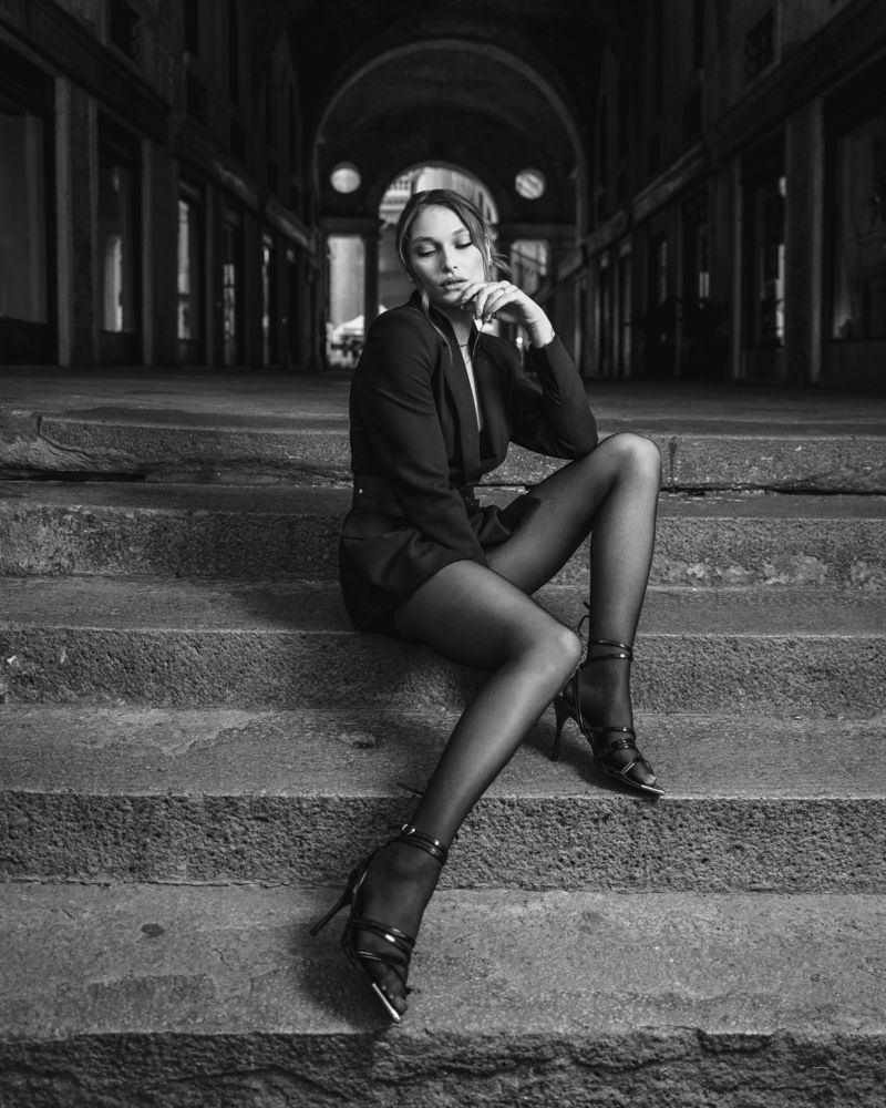 Shadows of Elegance (11)