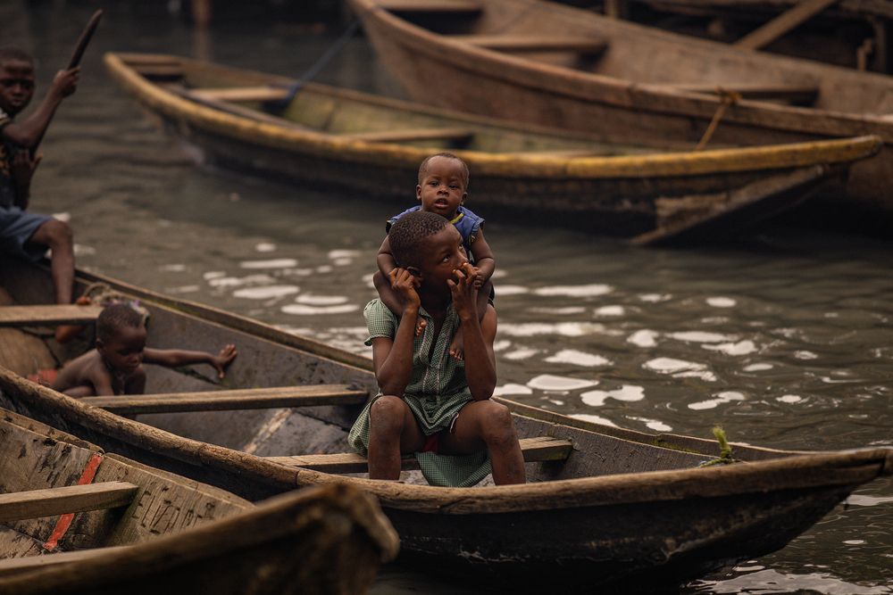 life in Makoko\'s floating slum, venice of Nigeria (6)