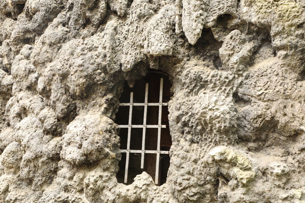 https://www.tripadvisor.ru/LocationPhotoDirectLink-g274707-d313664-i322238933-Wallenstein_Palace_Gardens-Prague_Bohemia.html (9)