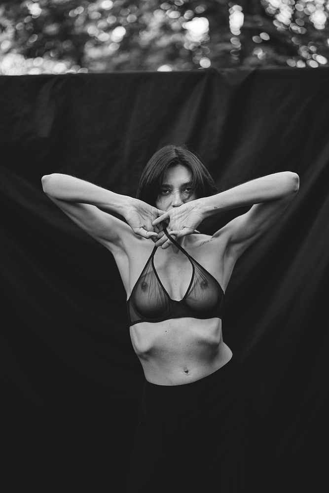 A state of undress (6)