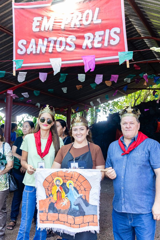 FOLIA DE REIS MAGOS (3)