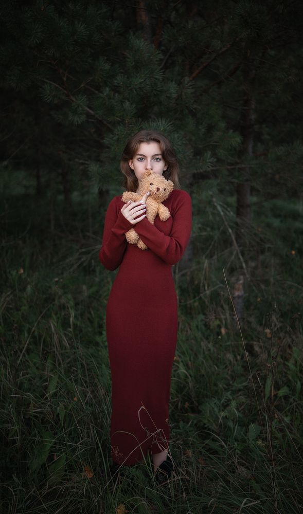 Red Solitude (2)