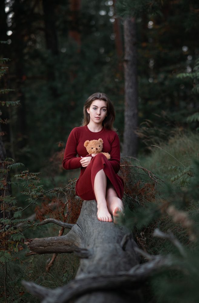 Red Solitude (5)