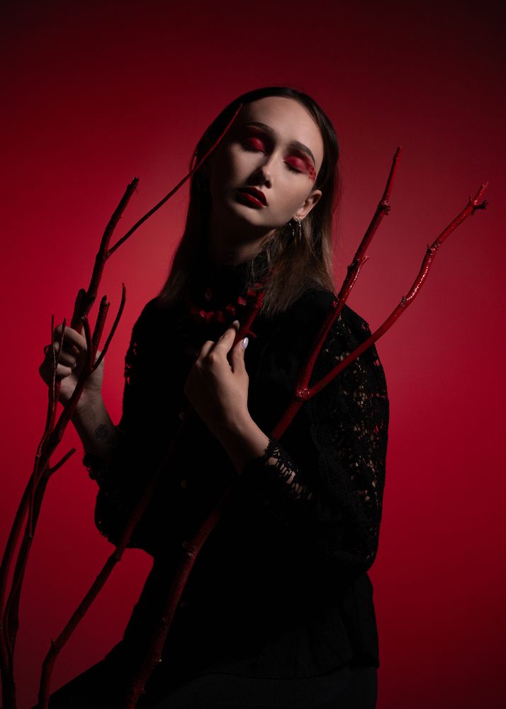 Lady in red (6)