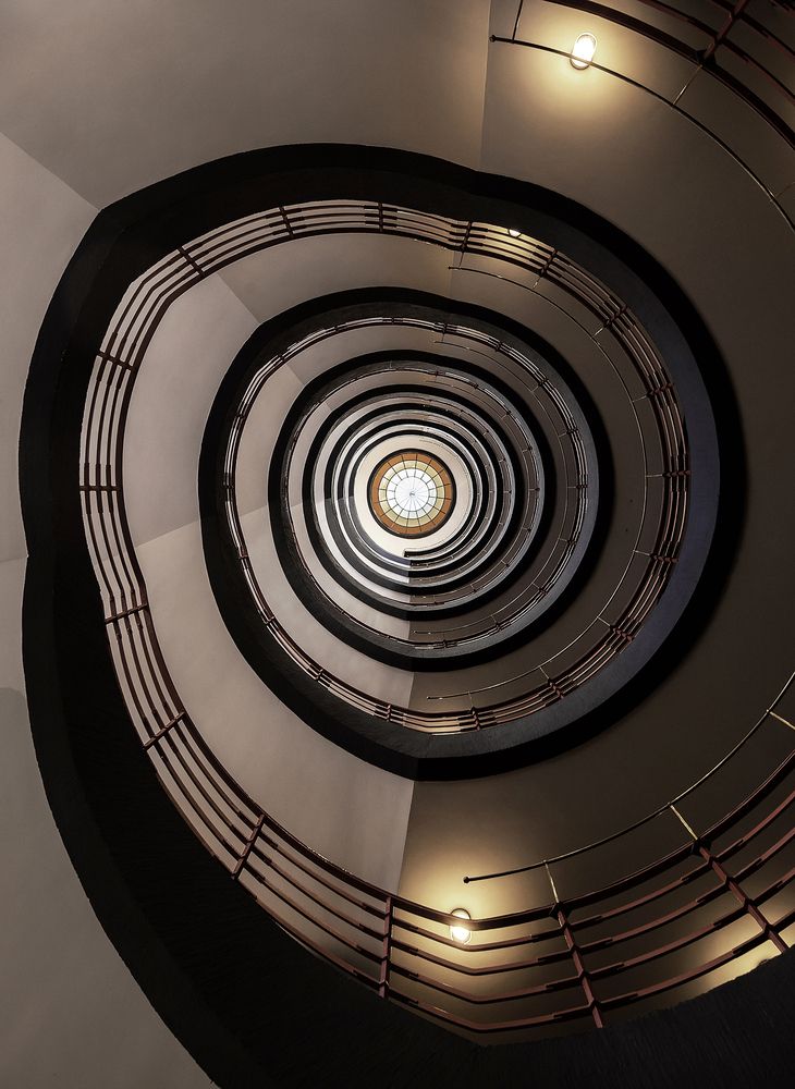 Looking for the best staircase (6)