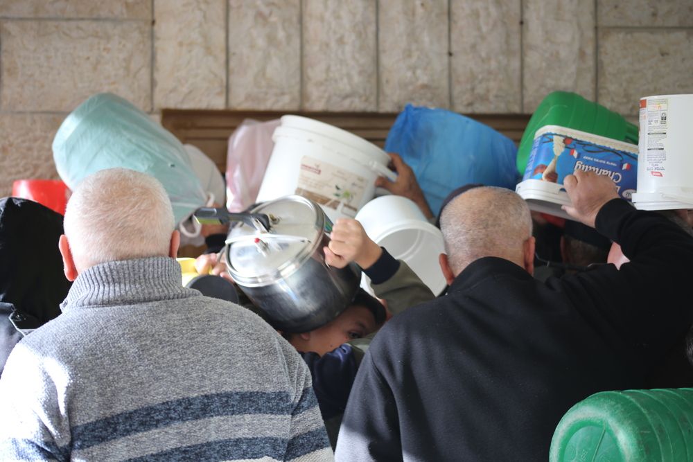 The street  life photo in hebron (4)