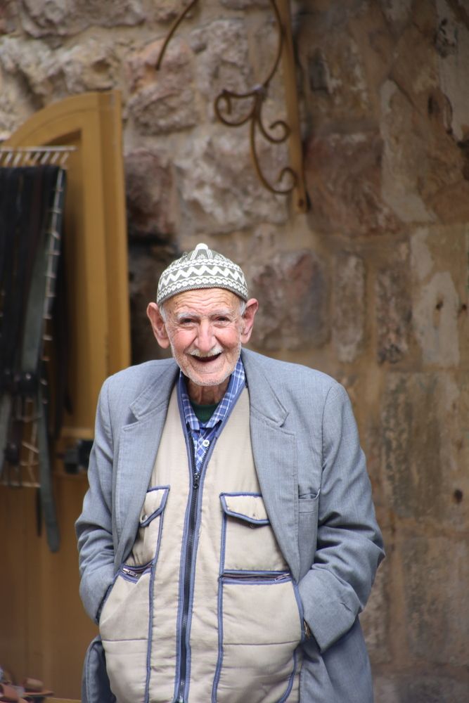 The street  life photo in hebron (11)
