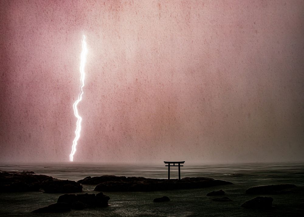 Electric Atmosphere (5)