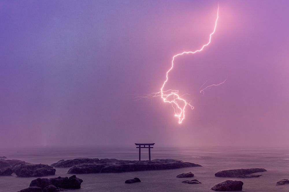 Electric Atmosphere (8)