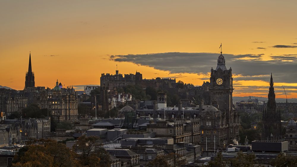 The Last Light of Edinburgh (2)