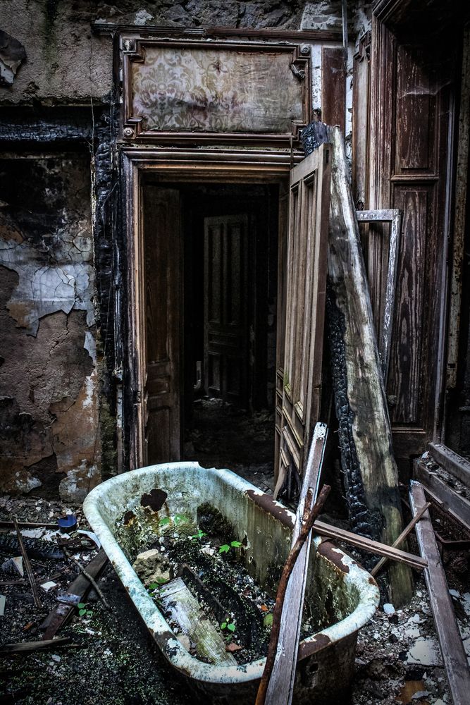 abandoned place (5)