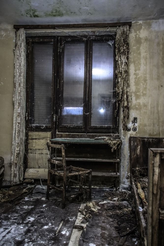 abandoned place (8)