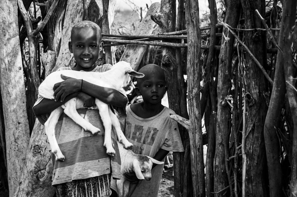 KENYA | Children and their little goats (4)