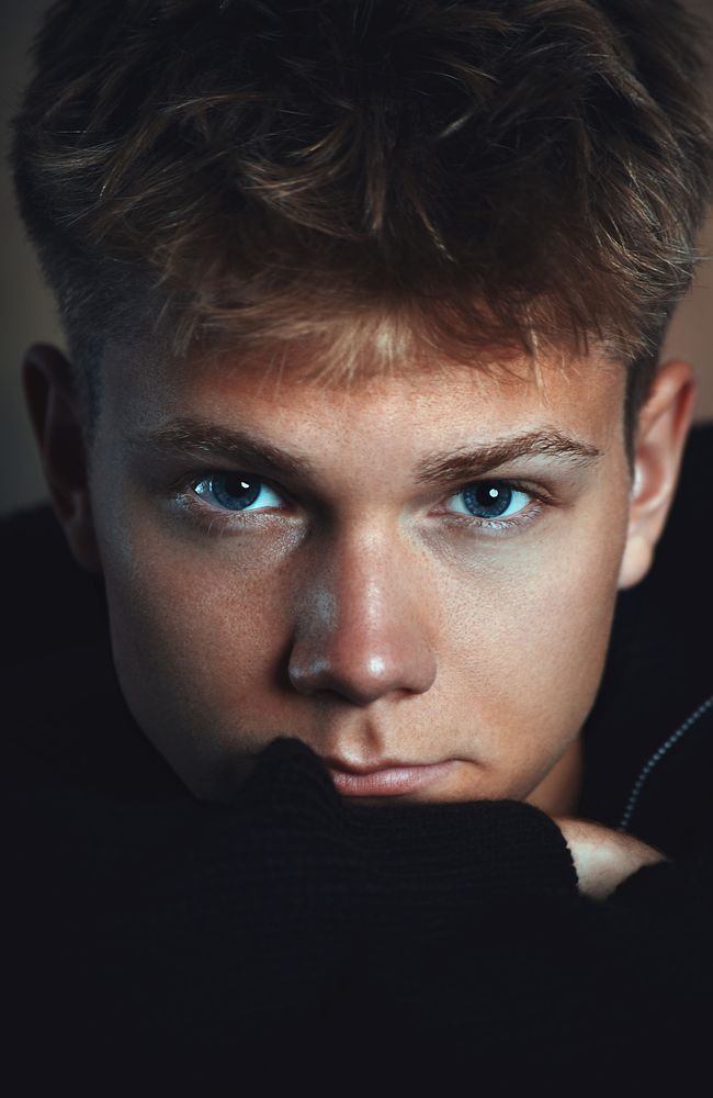 Maxim (2)