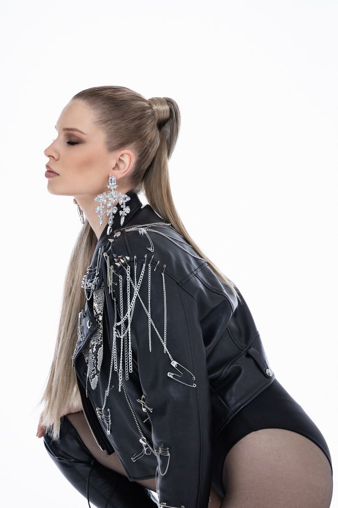 Анна (5)
