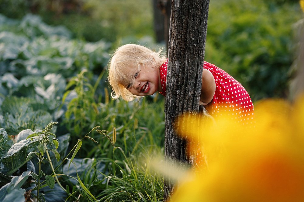 Задорная девчонка