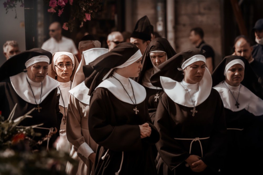 Photograph by Yevheniy Mokin