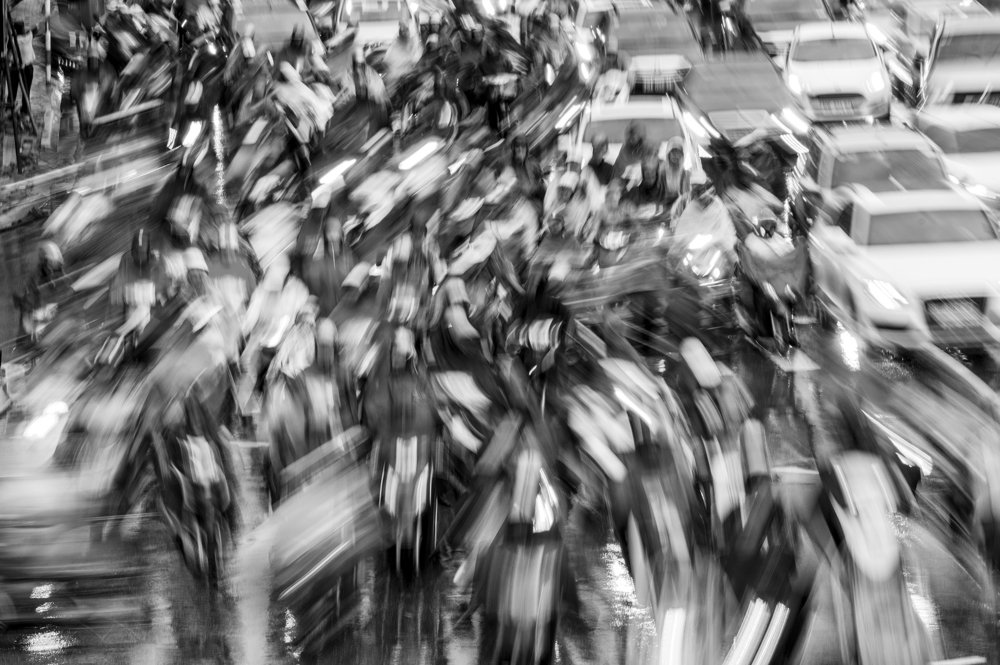 Chaos of traffic on a rainy day