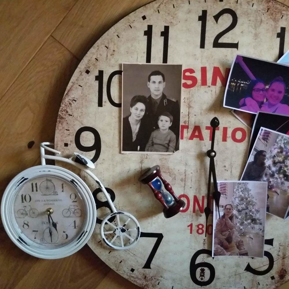 Есть только миг между прошлым и будущим...