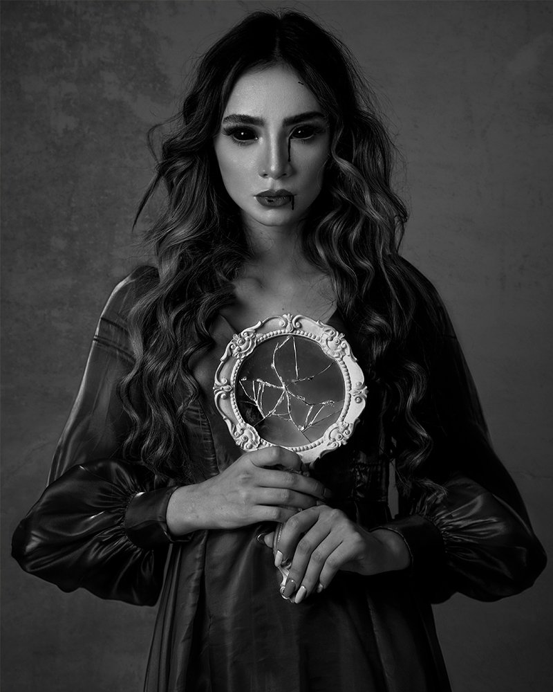 Photograph by Raamin Ka