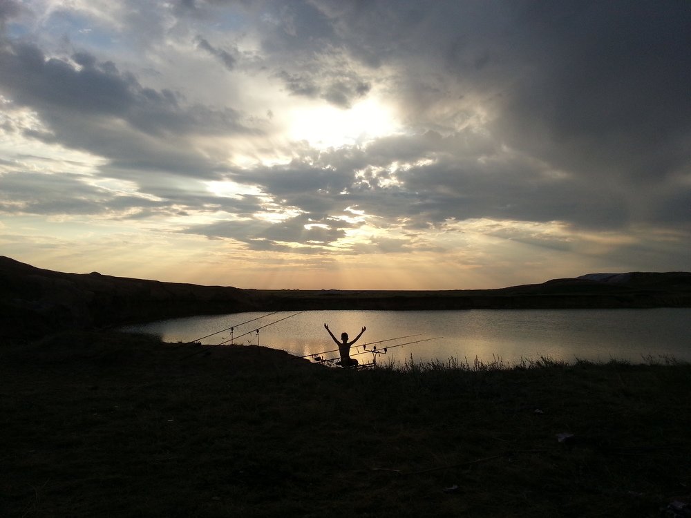 В лучах солнца..