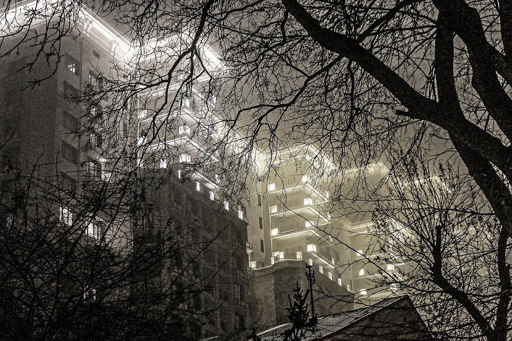 В ГОРОДЕ ТУМАН