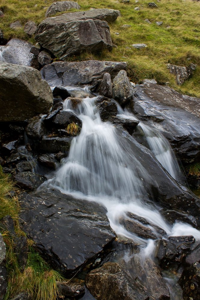 Waterfall pod Snowdonom.