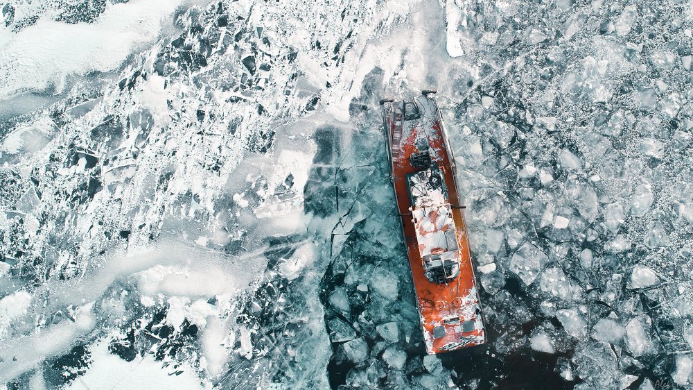 Буксир на реке Ангара. Путь домой.