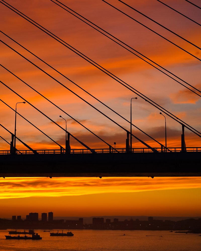 Владивосток, мост через пролив Босфор Восточный