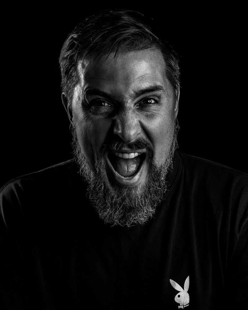 Фотография автора Антон Емельянов