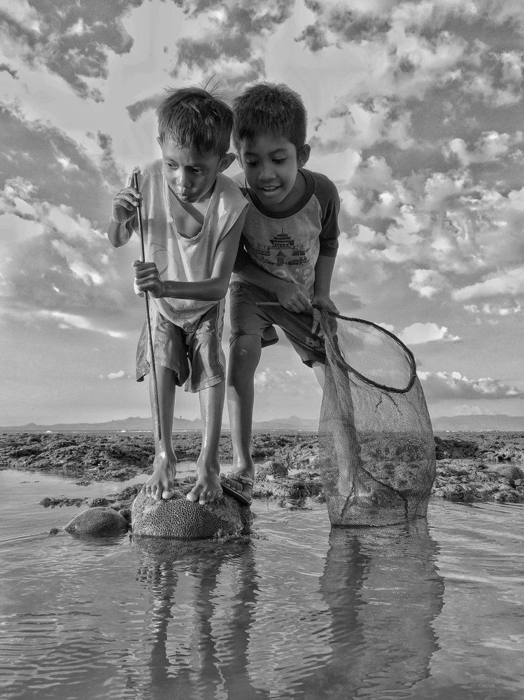 Photograph by Leni Tangmau