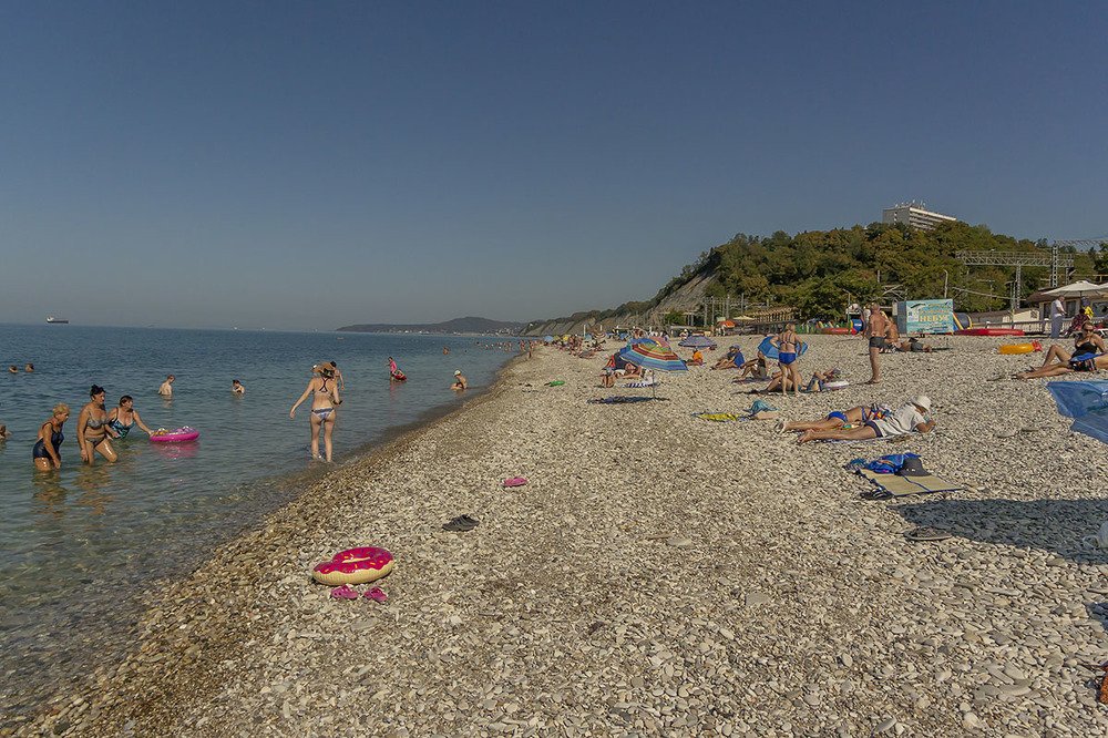 Черное море. Пляж в Шепси.