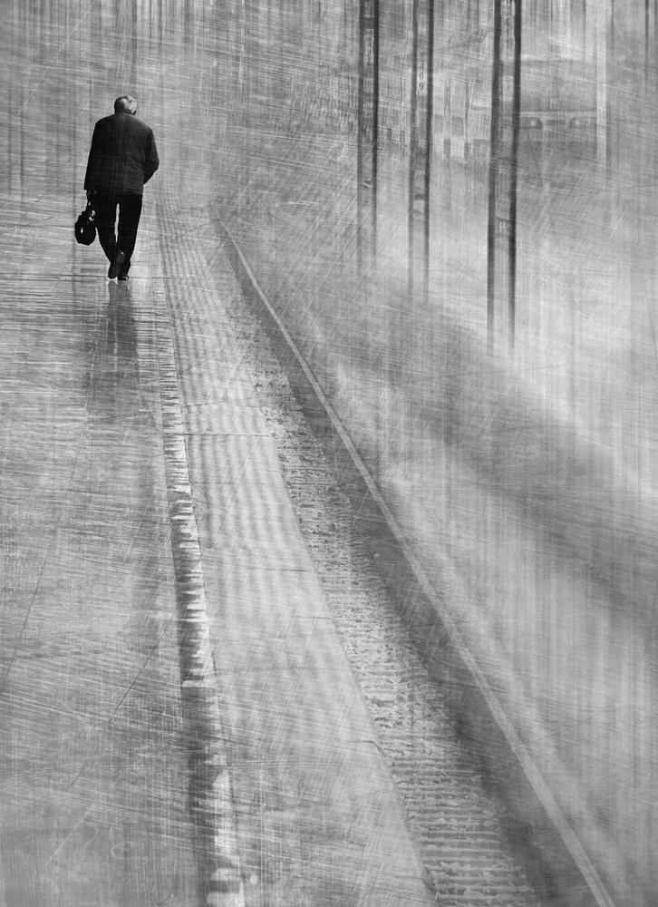 Photograph by Mohammad Dadsetan