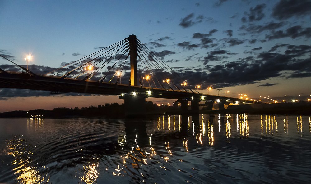 Kirovsky bridge.