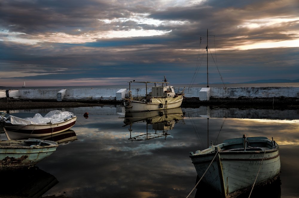 Photograph by MAREVI DENAXA