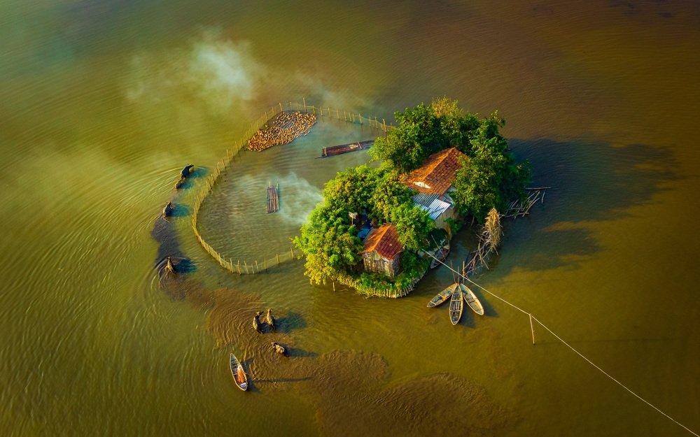 Happy House with a Heart